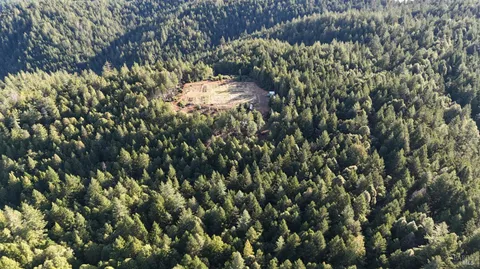 $899,000 | 34620 Eureka Hill Road, Point Arena, CA 95468