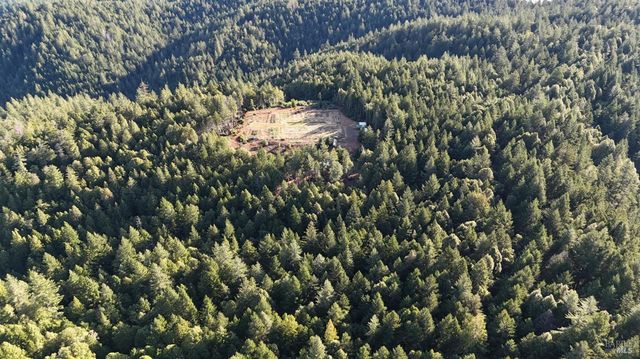 $899,000 | 34620 Eureka Hill Road, Point Arena, CA 95468