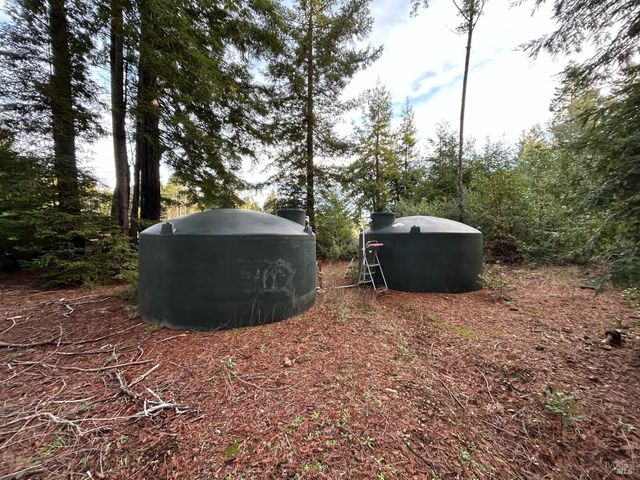 $899,000 | 34620 Eureka Hill Road, Point Arena, CA 95468