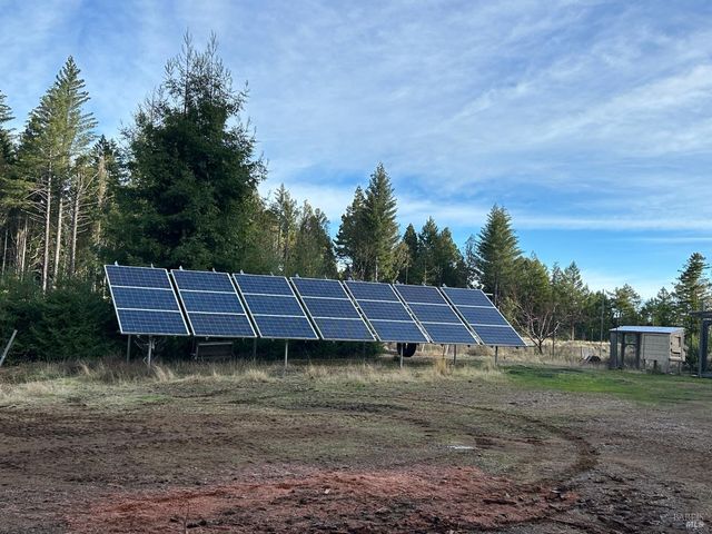 $899,000 | 34620 Eureka Hill Road, Point Arena, CA 95468