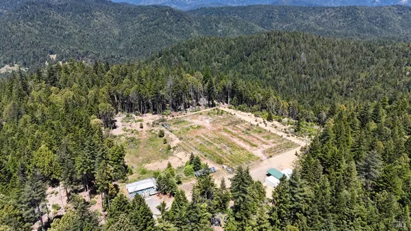 $899,000 | 34620 Eureka Hill Road, Point Arena, CA 95468