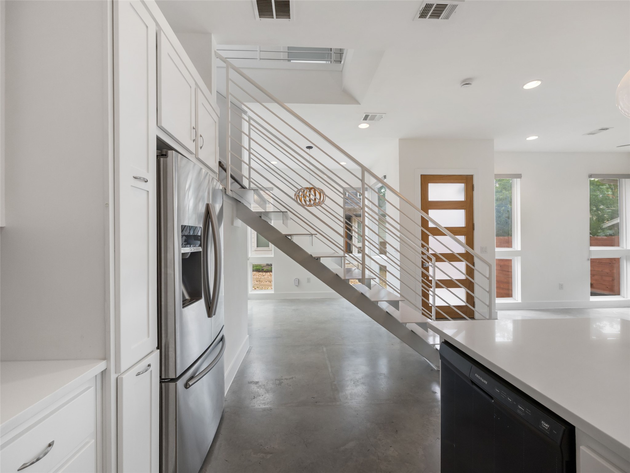 513 West Croslin Street, Unit B Austin, TX 78752 - Photo 17 of 40