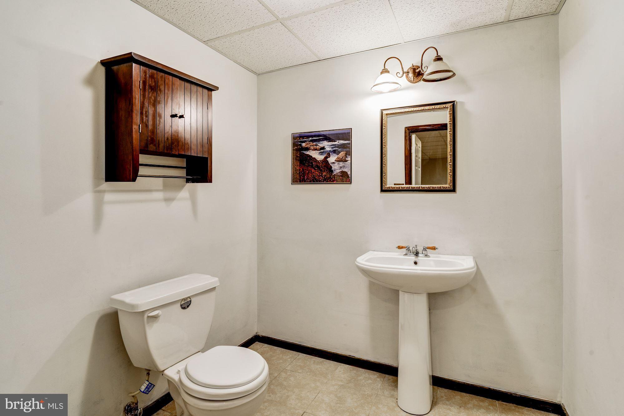 217 Canyon Road Winchester, VA 22602 - Photo 33 of 39 Gallery Image 33