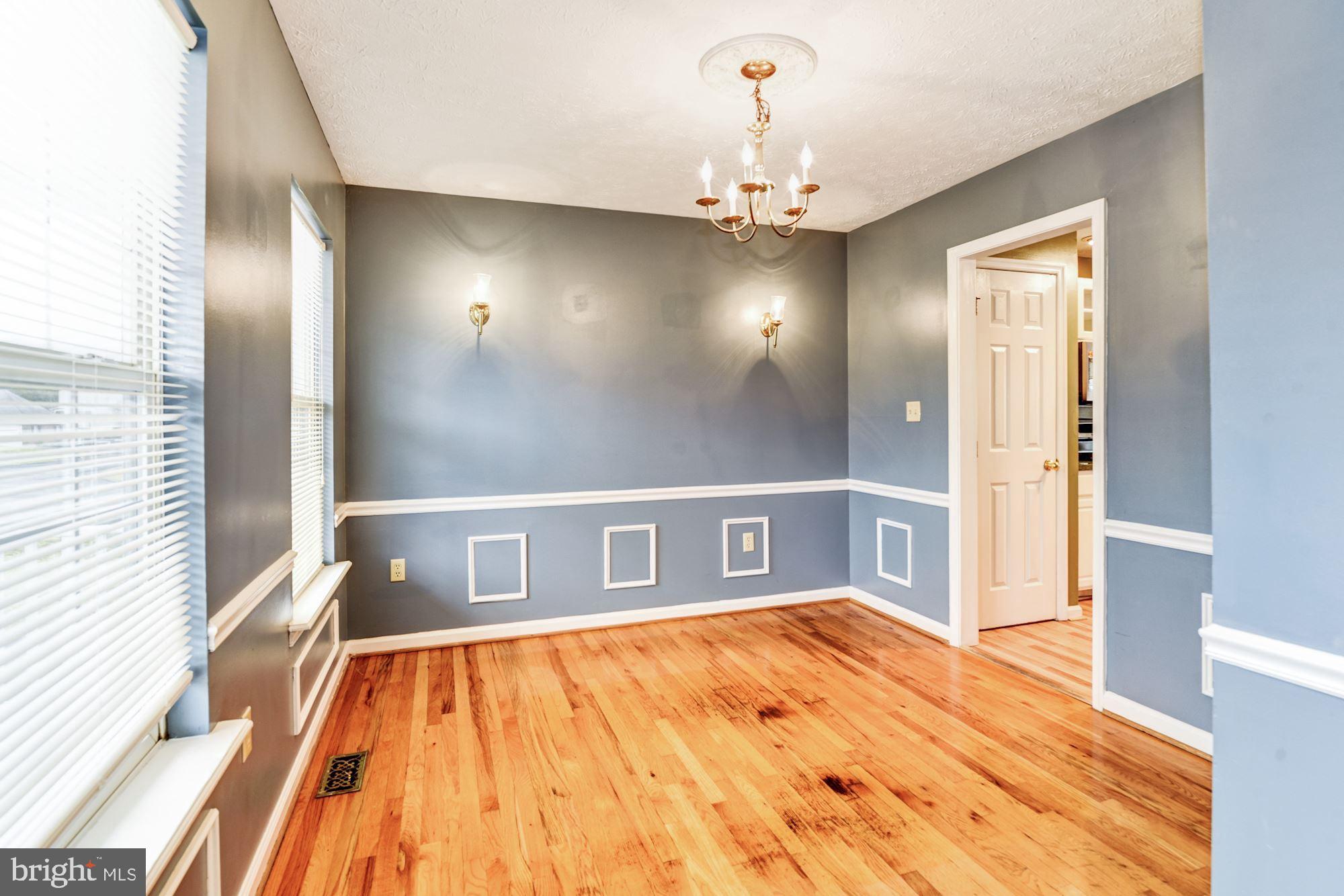217 Canyon Road Winchester, VA 22602 - Photo 8 of 39 Gallery Image 8