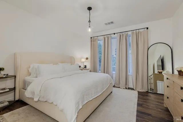 $849,000 | 8006 Manor Court, Rohnert Park, CA 94928