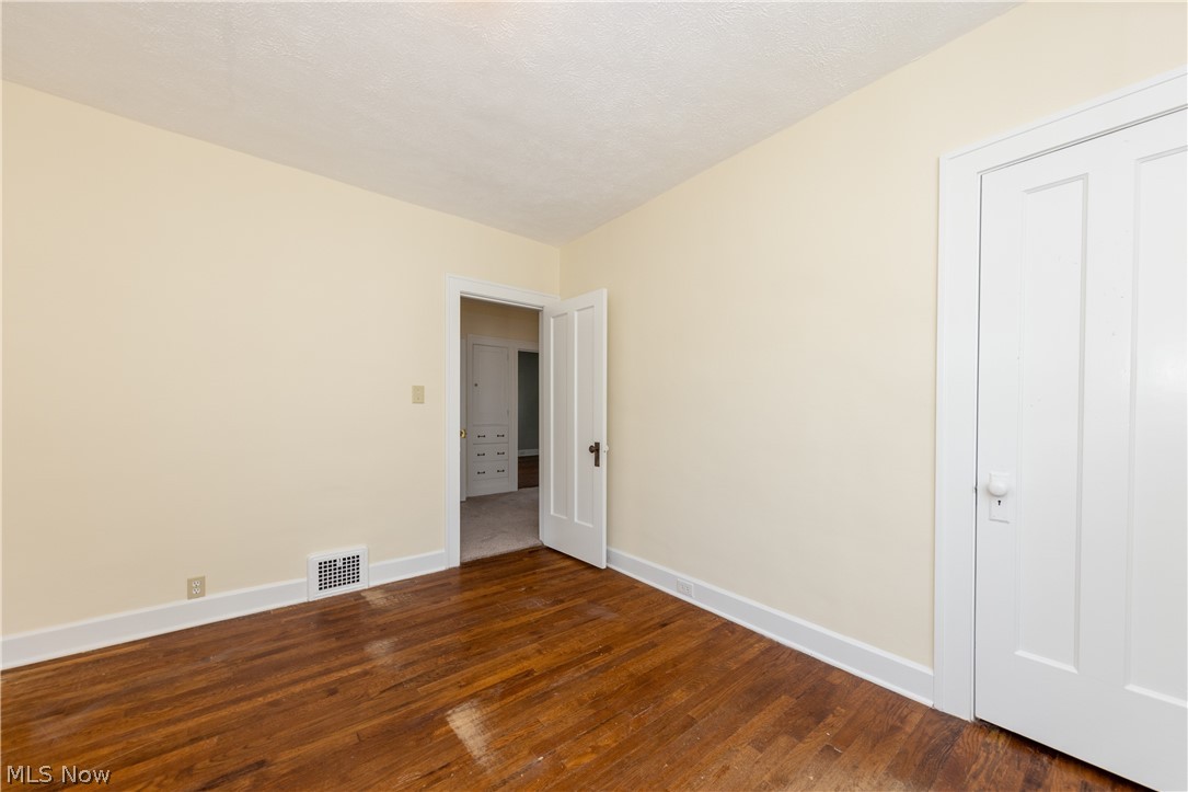 2619 Princeton Road Cleveland, OH 44118 - Photo 23 of 27