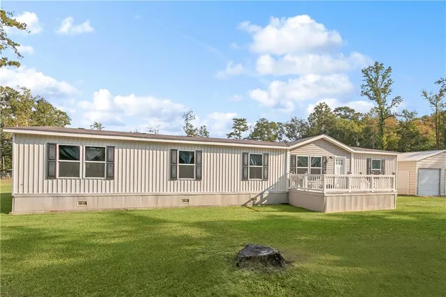 $195,500 | 20405 Carpenter Road, Springfield, LA 70462