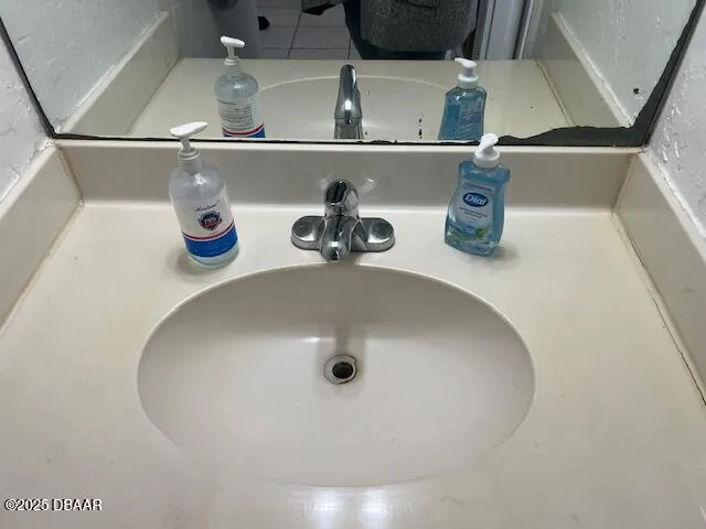 a close view of sink