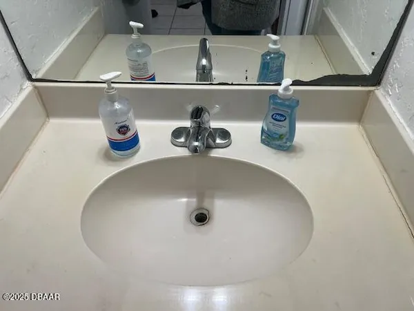 a close view of sink