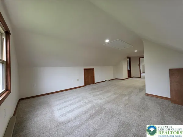 $2,650 | 1645 Mark Twain Circle, Bethlehem, PA 18017