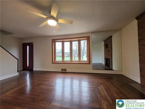 $2,650 | 1645 Mark Twain Circle, Bethlehem, PA 18017