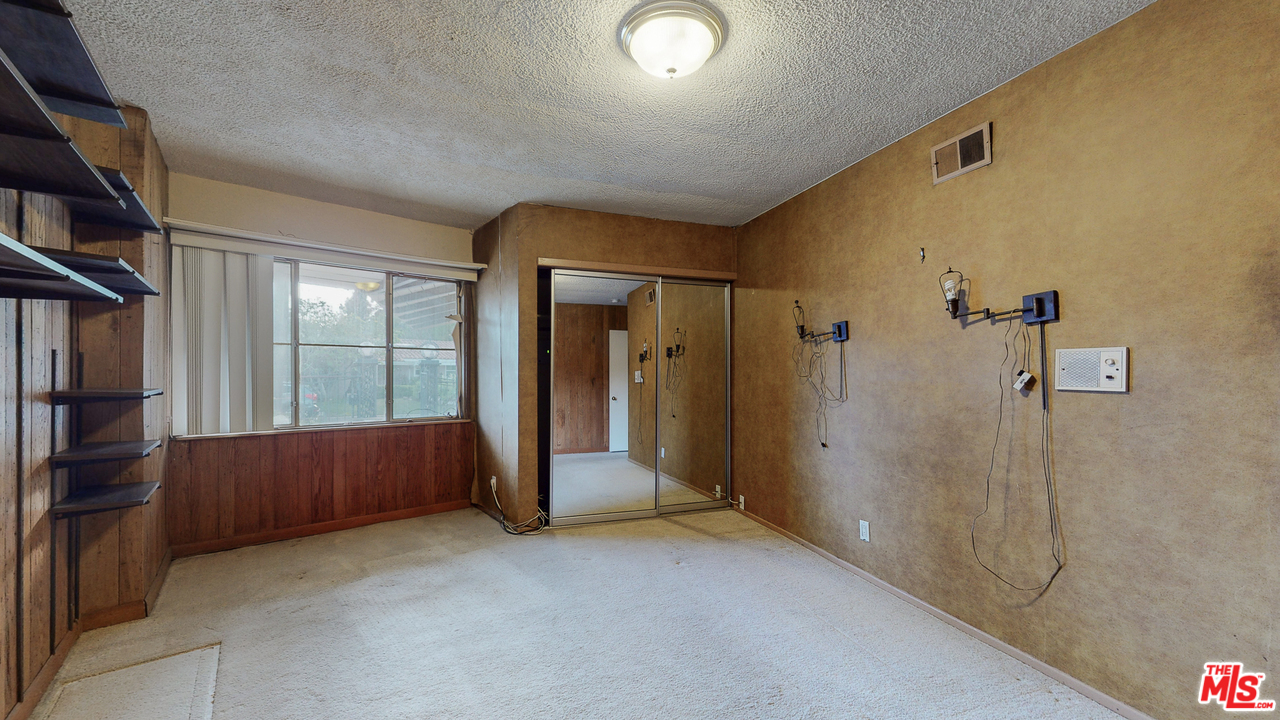 2254 Stradella Road Los Angeles, CA 90077 - Photo 20 of 29 a view of an empty room