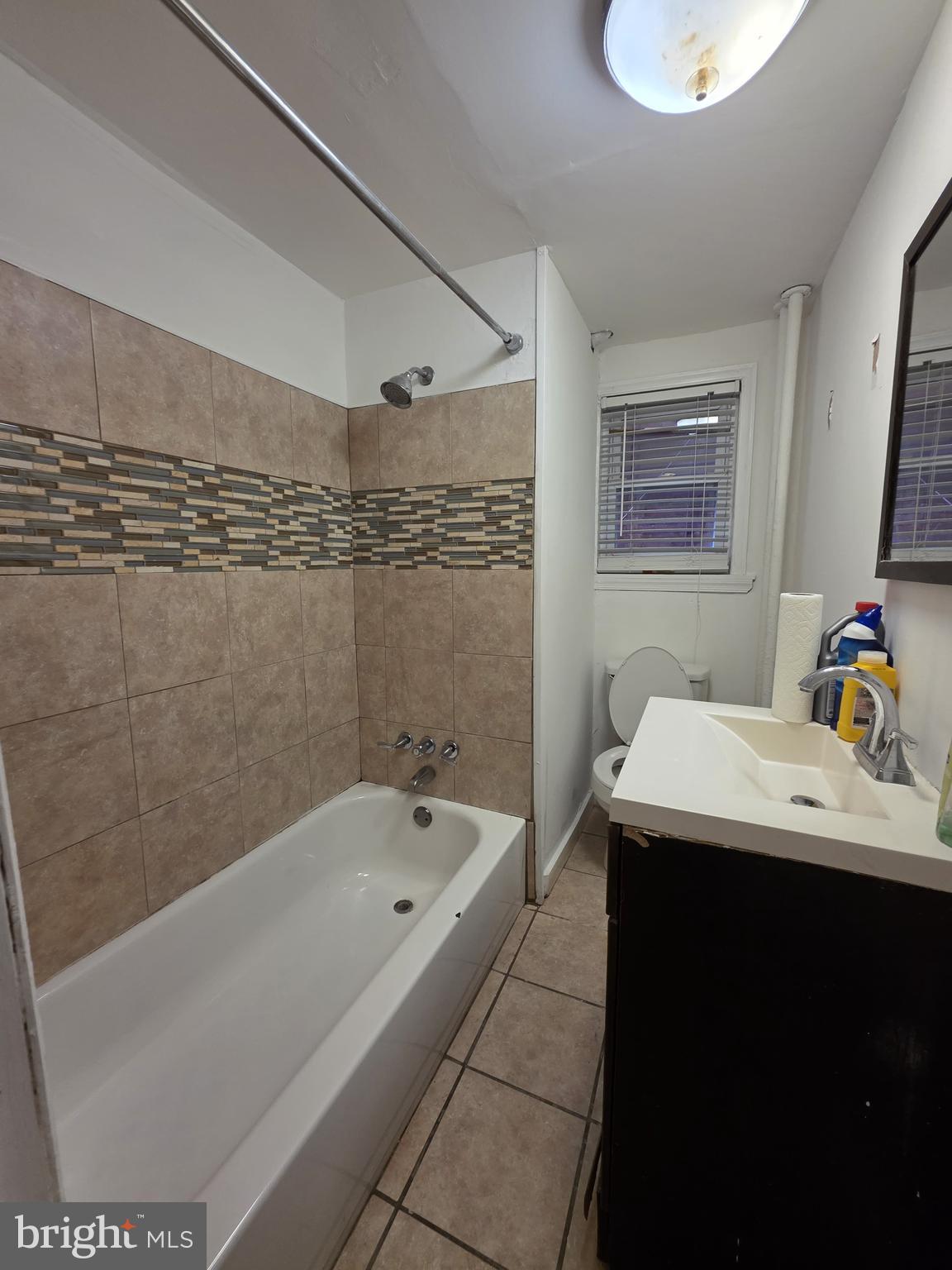 4910 Chestnut Street, Unit 1R Philadelphia, PA 19139 - Photo 3 of 5