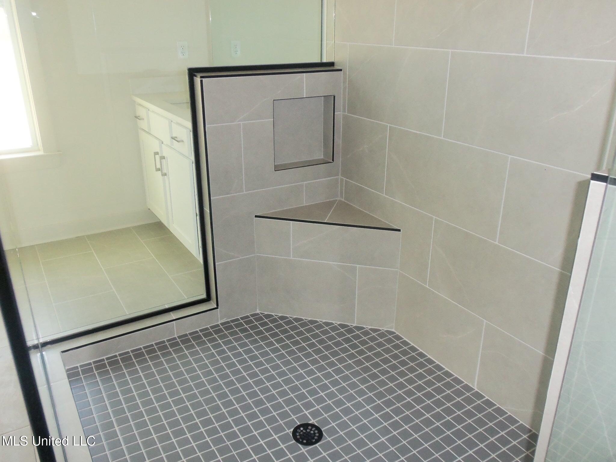 3368 Blooming Grv Road Olive Branch, MS 38654 - Photo 20 of 36 100_1409