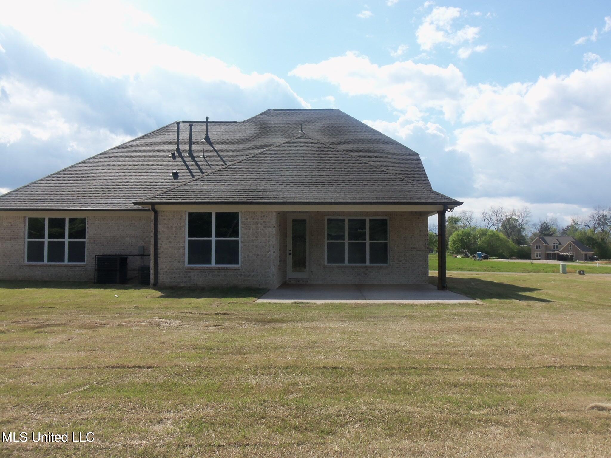 3368 Blooming Grv Road Olive Branch, MS 38654 - Photo 3 of 36 100_1392