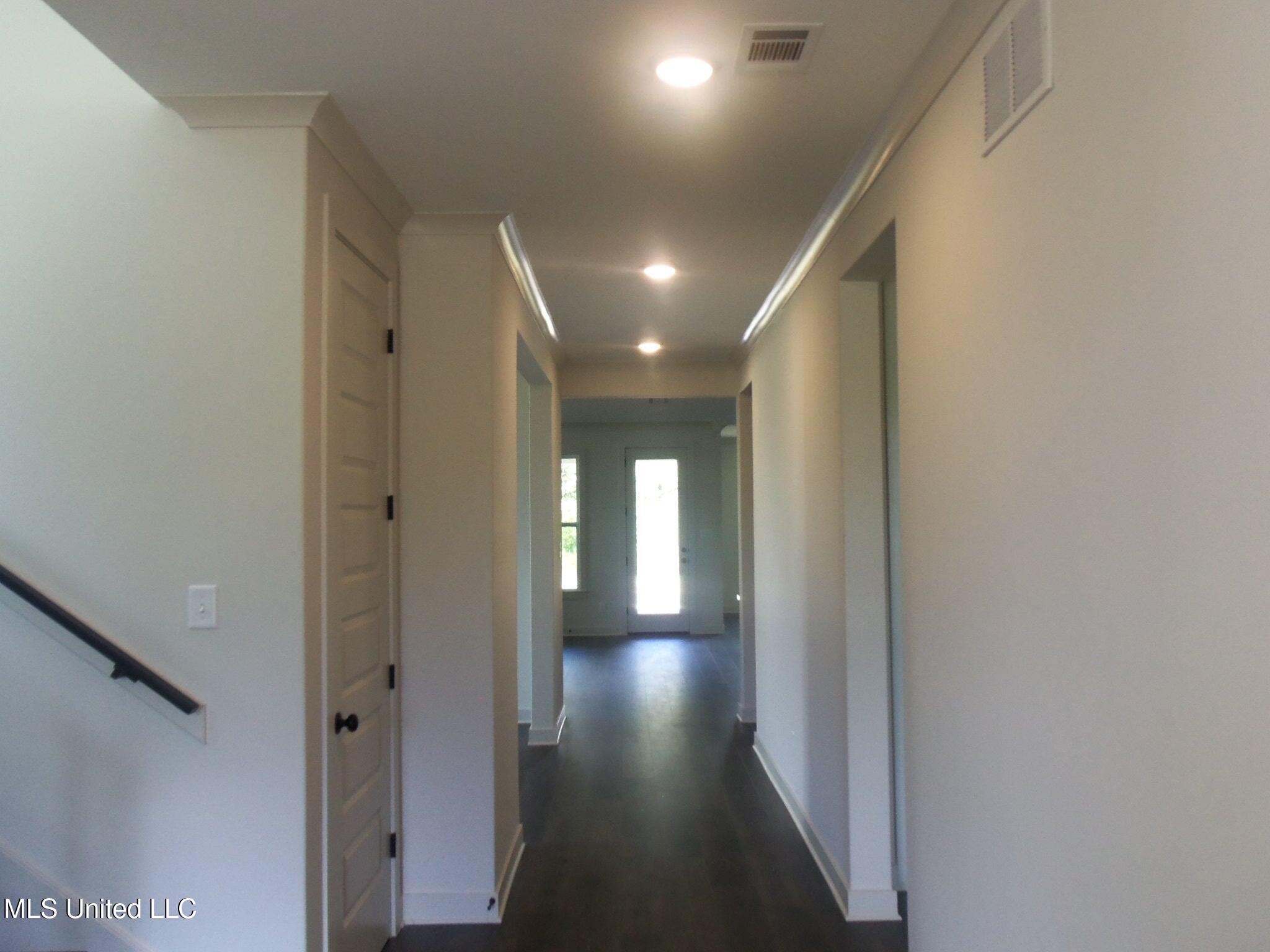 3368 Blooming Grv Road Olive Branch, MS 38654 - Photo 4 of 36 100_1393