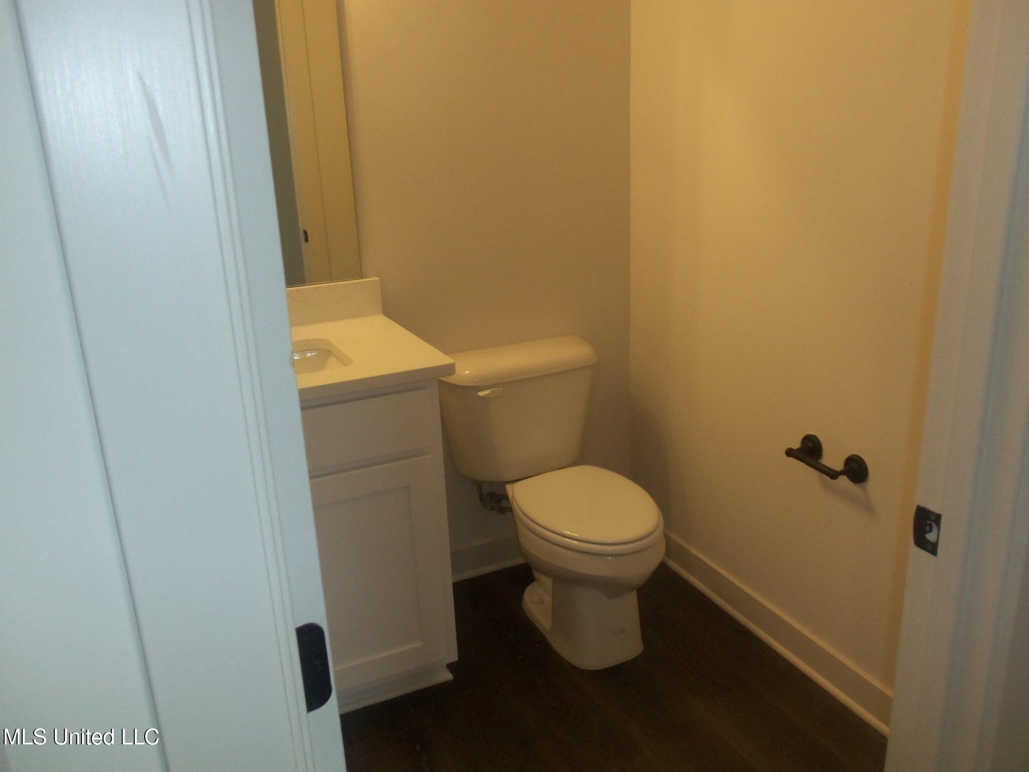 3368 Blooming Grv Road Olive Branch, MS 38654 - Photo 7 of 36 100_1396