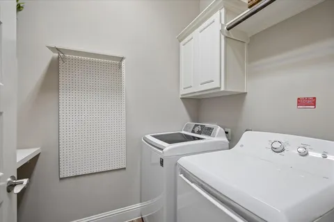 $479,000 | 530 Imperial Boulevard, Sugar Land, TX 77498