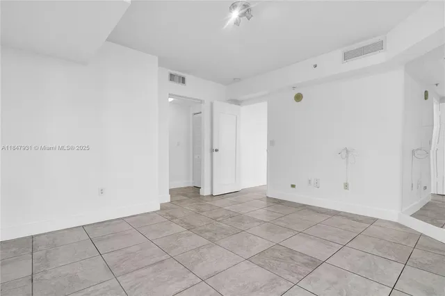 $450,000 | 1881 79th Street Causeway, Unit 404, North Bay Village, FL 33141