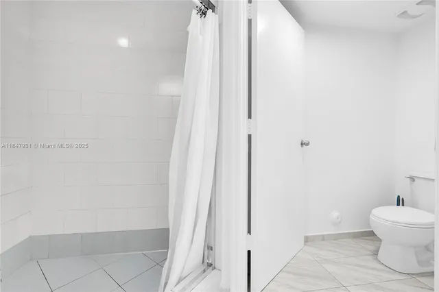 $450,000 | 1881 79th Street Causeway, Unit 404, North Bay Village, FL 33141