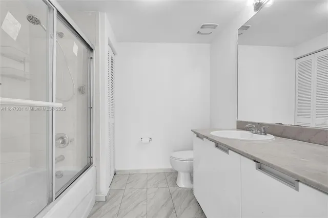 $450,000 | 1881 79th Street Causeway, Unit 404, North Bay Village, FL 33141