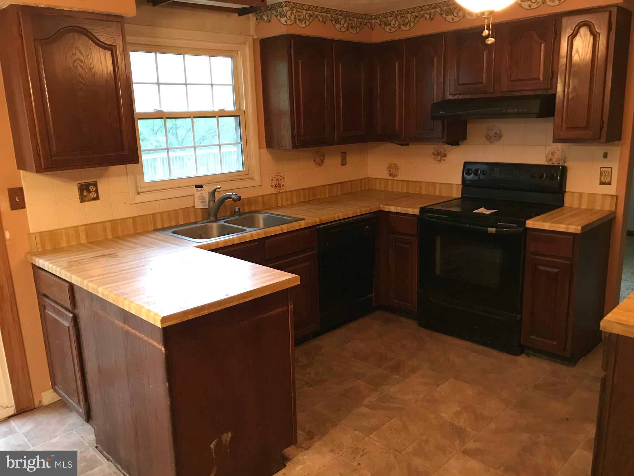 5608 South Renn Road Frederick, MD 21703 - Photo 8 of 25