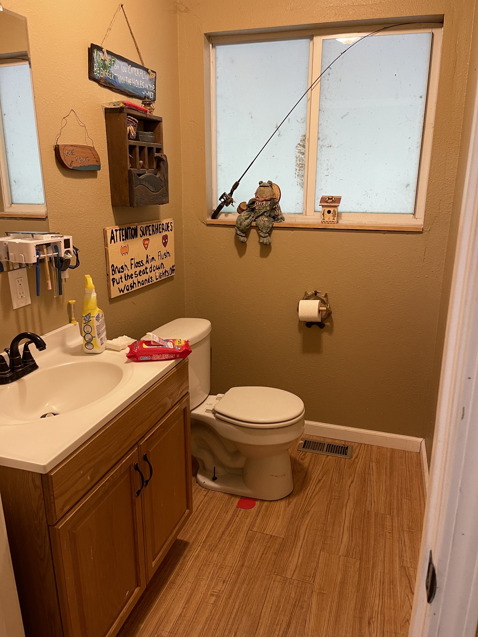 2053 Dog Branch Road Prospect, TN 38477 - Photo 9 of 25 a bathroom with a toilet sink and mirror