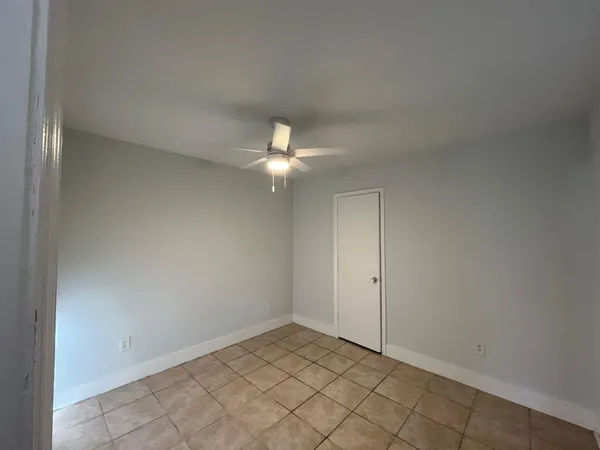 $1,650 | 2318 Van Buren Street, Unit 1, Hollywood, FL 33020