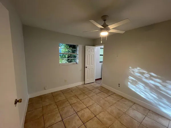 $1,650 | 2318 Van Buren Street, Unit 1, Hollywood, FL 33020