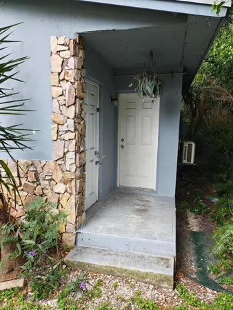 $1,650 | 2318 Van Buren Street, Unit 1, Hollywood, FL 33020