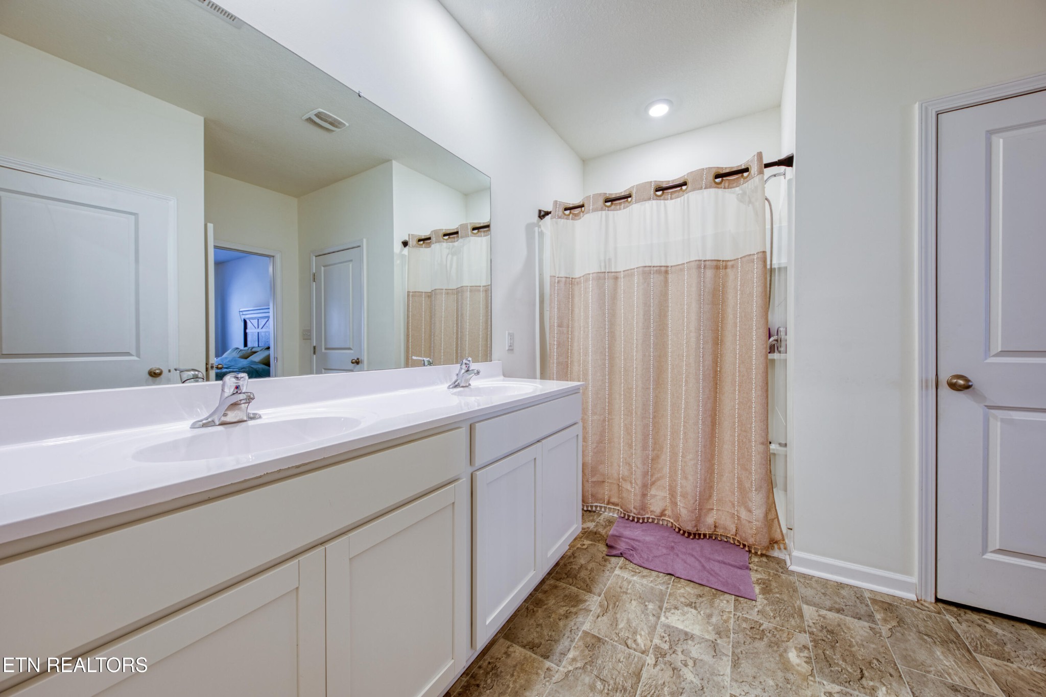 136 Ibis Loop Oak Ridge, TN 37830 - Photo 16 of 31