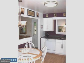 533 Wesley Road Springfield, PA 19064 - Photo 4 of 8 Kitchen