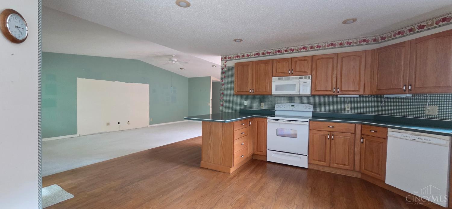 7610 Cheviot Road, Unit 500 Cincinnati, OH 45247 - Photo 13 of 28 Gallery Image 13