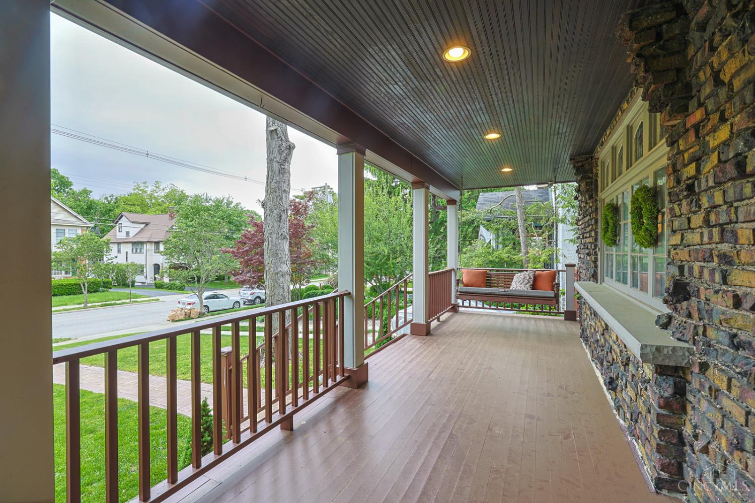 1308 Edwards Road Cincinnati, OH 45208 - Photo 7 of 52