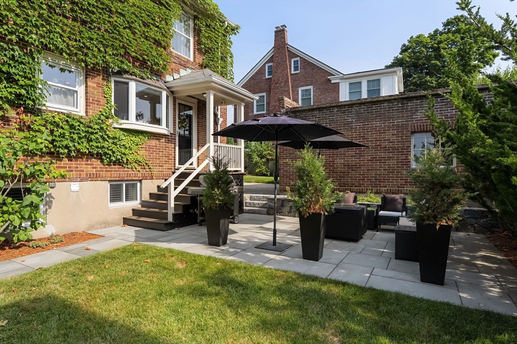 3 Essex Road Belmont, MA 02478 - Photo 36 of 40