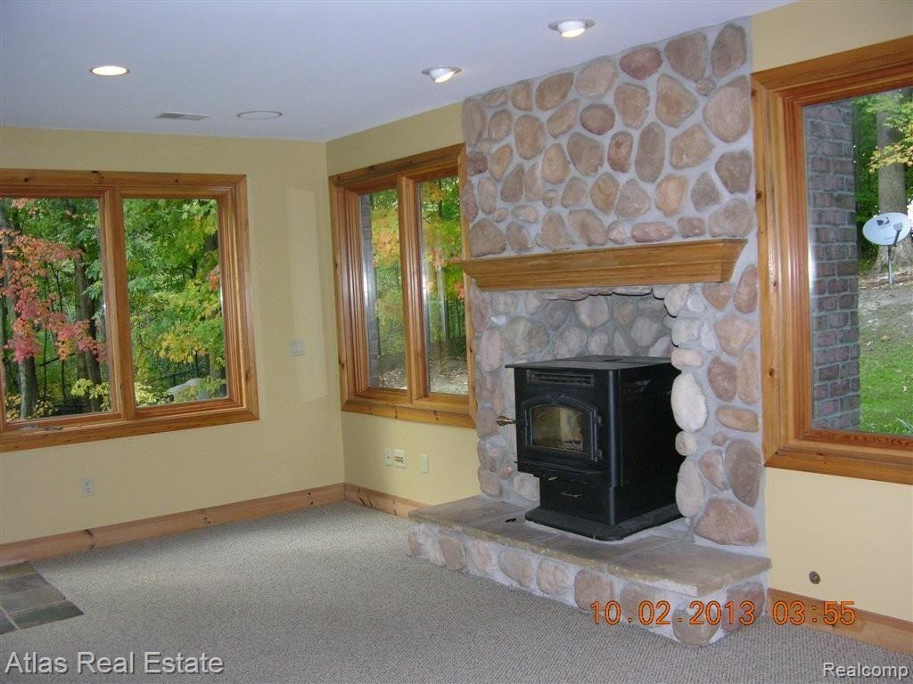 9209 Henderson Road Goodrich, MI 48438 - Photo 23 of 34 DSCN8771.JPG