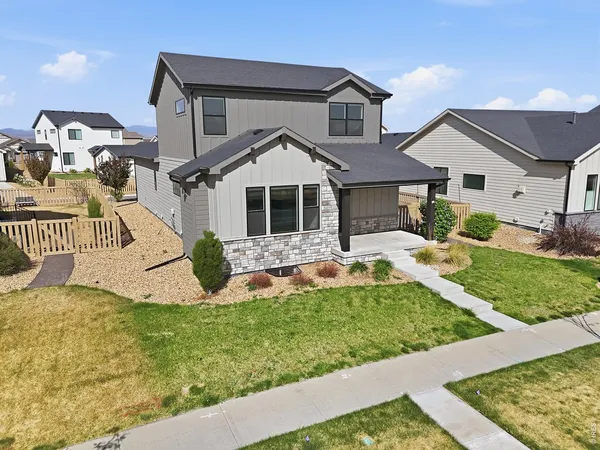 $725,000 | 5197 School House Drive, Timnath, CO 80547
