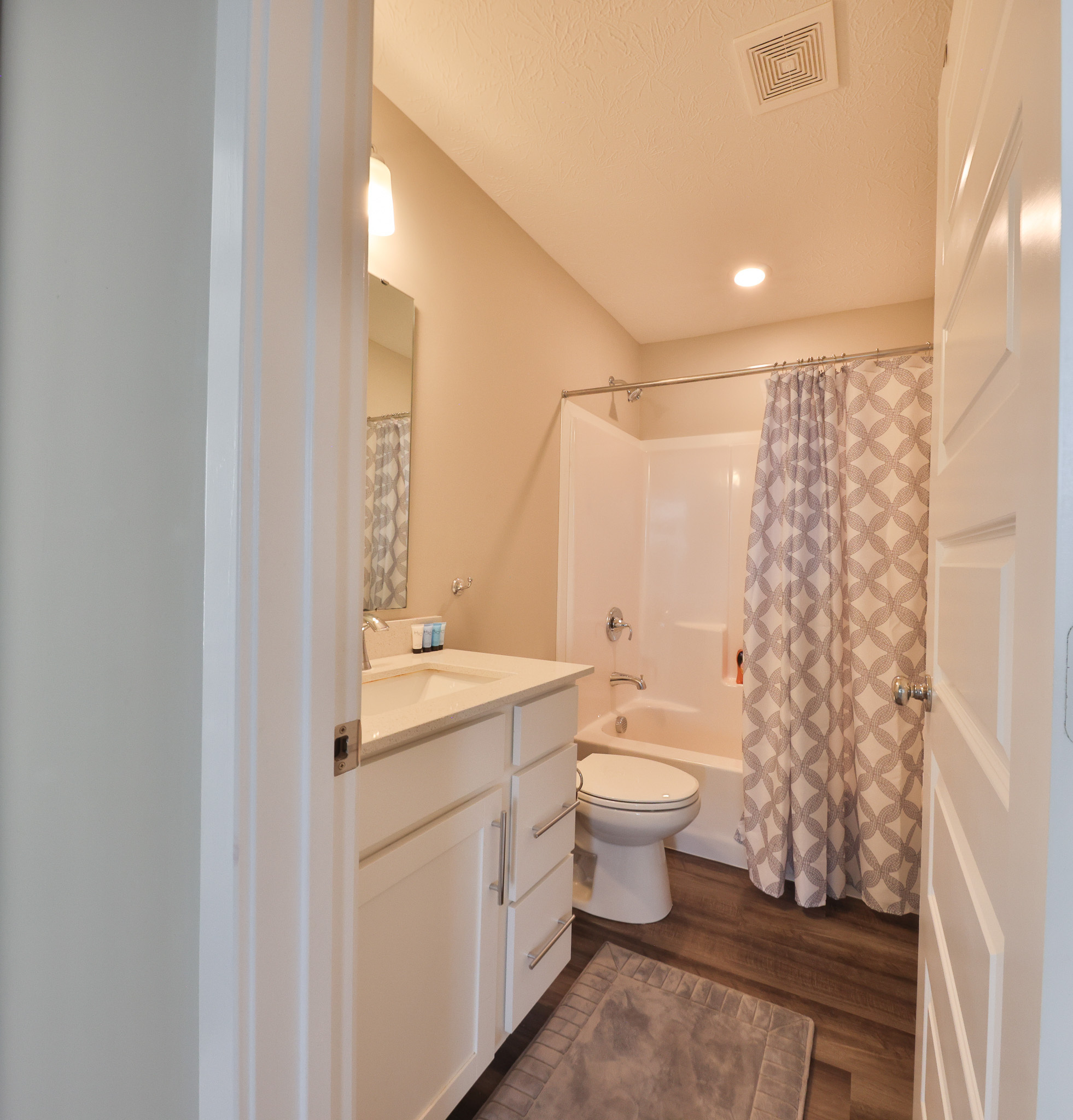 13496 Erlen Drive Fishers, IN 46037 - Photo 11 of 28