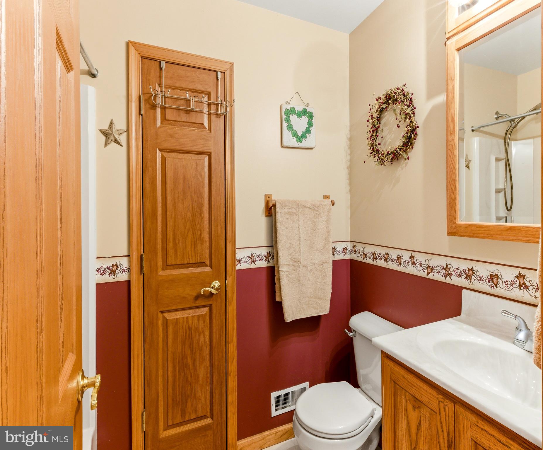 742 Union Road Mickleton, NJ 08056 - Photo 10 of 20 Full Bathroom