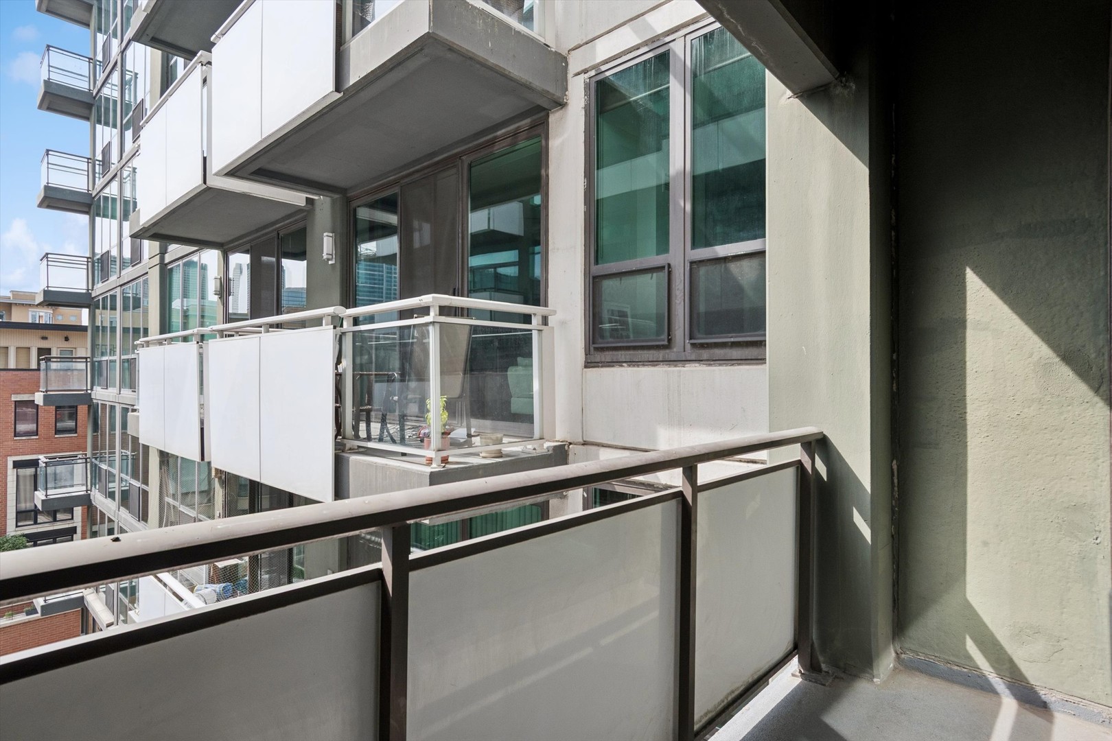 660 West Wayman Street, Unit 501 Chicago, IL 60661 - Photo 9 of 22