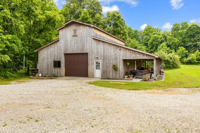 $975,000 | 20136 Stone Church Road, Laurel, IN 47024