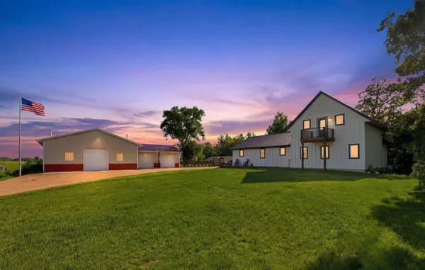 $749,900 | 16526 Highway 28, Villard, MN 56385