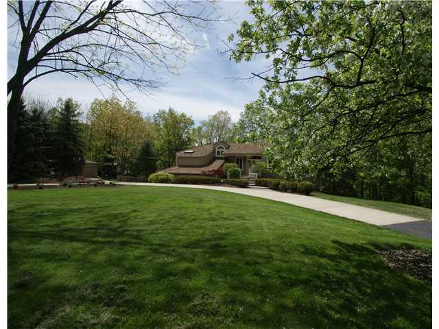 4972 Red Bank Road Galena, OH 43021 - Photo 3 of 25 Gallery Image 3