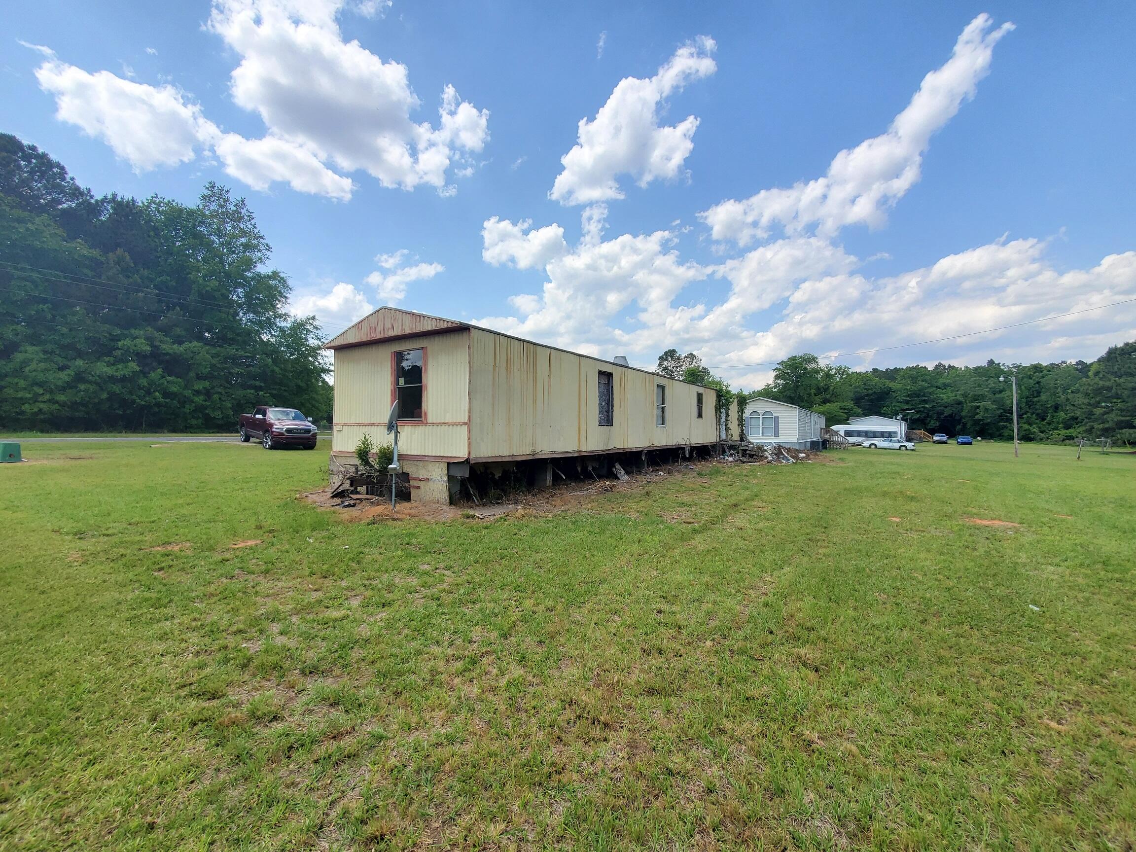 413 Langley Road Orangeburg, SC 29115 - Photo 2 of 5 20220429_145828