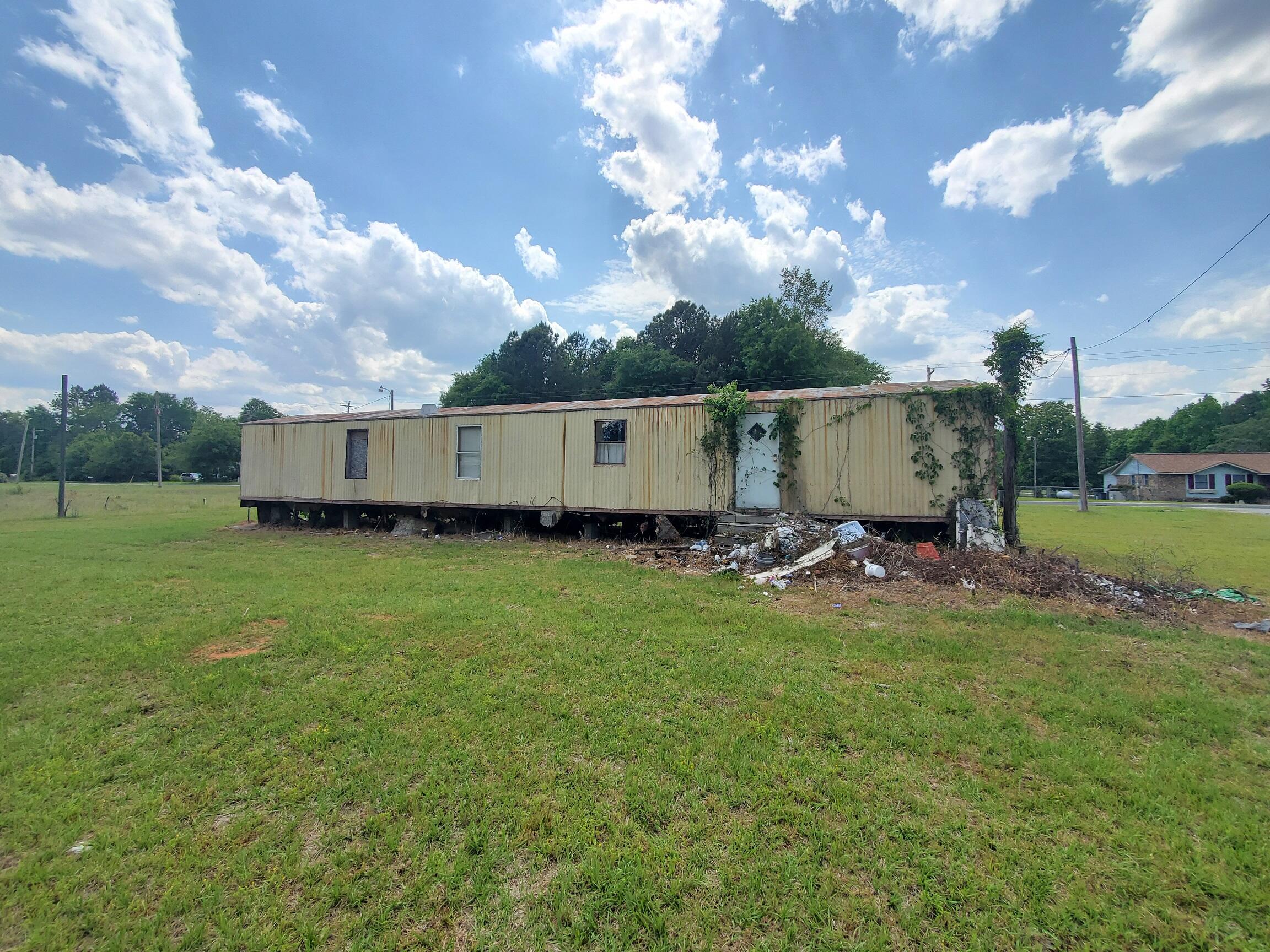 413 Langley Road Orangeburg, SC 29115 - Photo 4 of 5 20220429_145922