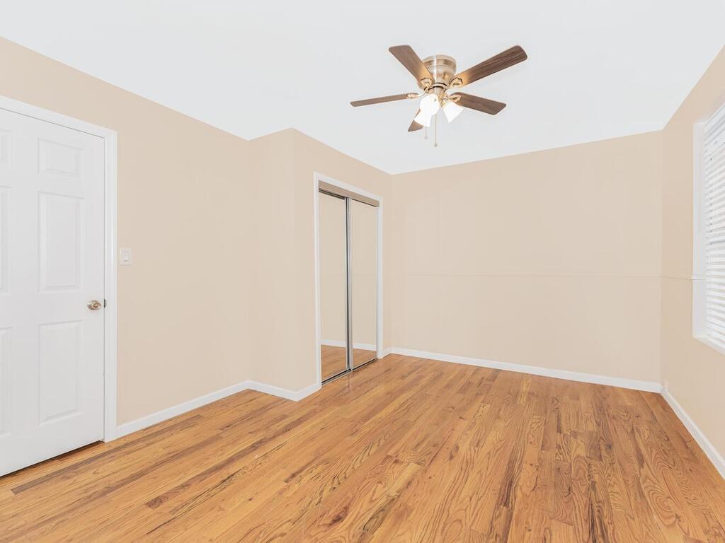 3452 Ely Avenue Bronx, NY 10469 - Photo 11 of 25