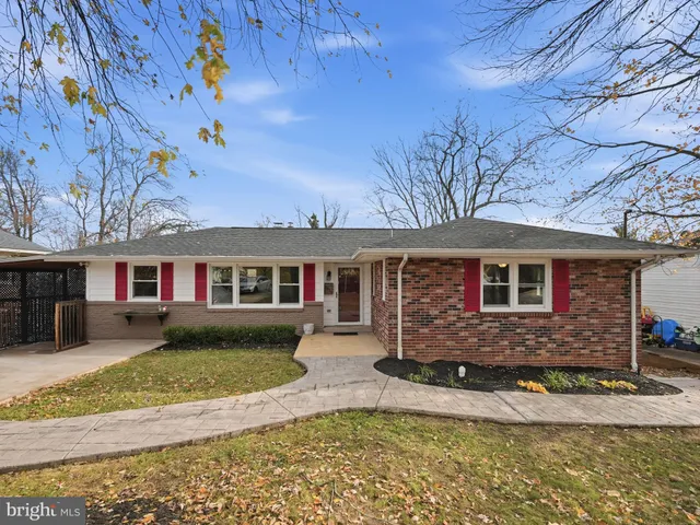 $699,950 | 6619 Beddoo Street, Alexandria, VA 22306