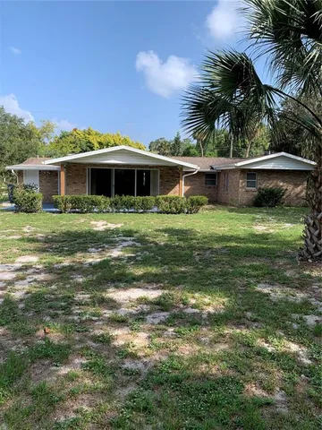 $1,900 | 803 Tangerine Street, Tavares, FL 32778
