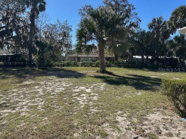 $1,900 | 803 Tangerine Street, Tavares, FL 32778