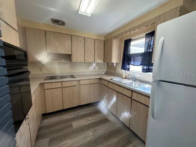 $1,900 | 803 Tangerine Street, Tavares, FL 32778